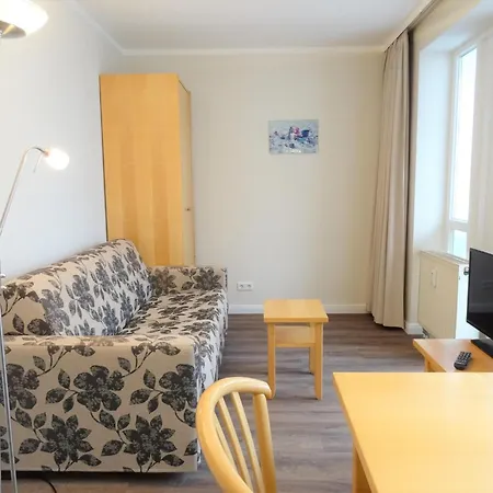 Apartment Fuer Zwei In Mit Balkon Und Wlan